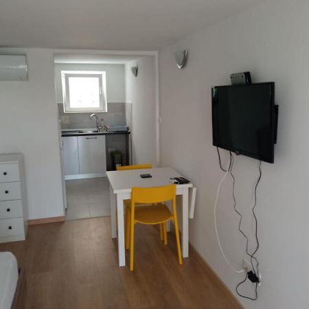 Apartmani Jure Peric Duće Buitenkant foto