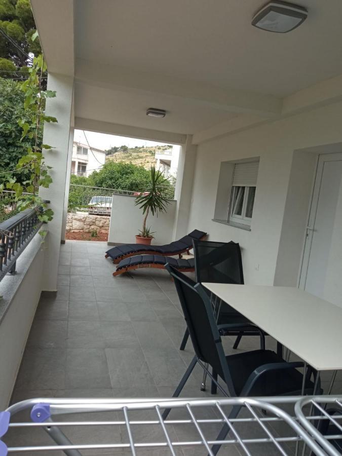 Apartmani Jure Peric Duće Buitenkant foto