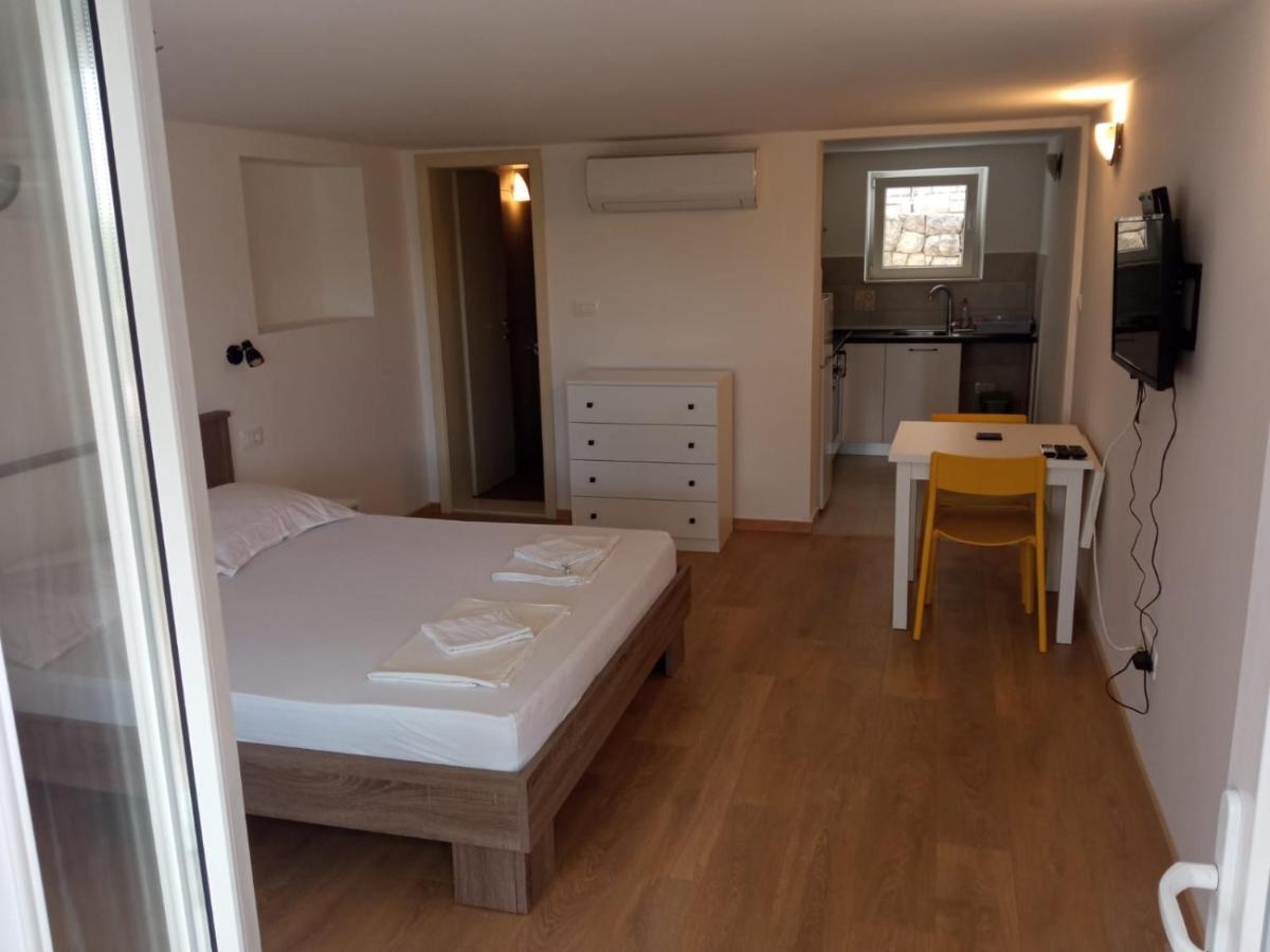 Apartmani Jure Peric Duće Buitenkant foto